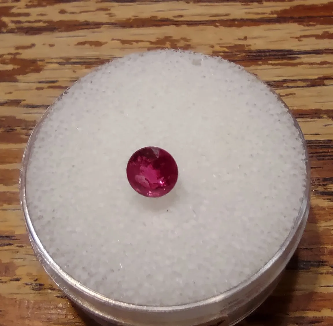 1.21 CT NATURAL HOT PINK AFRICAN SAPPHIRE