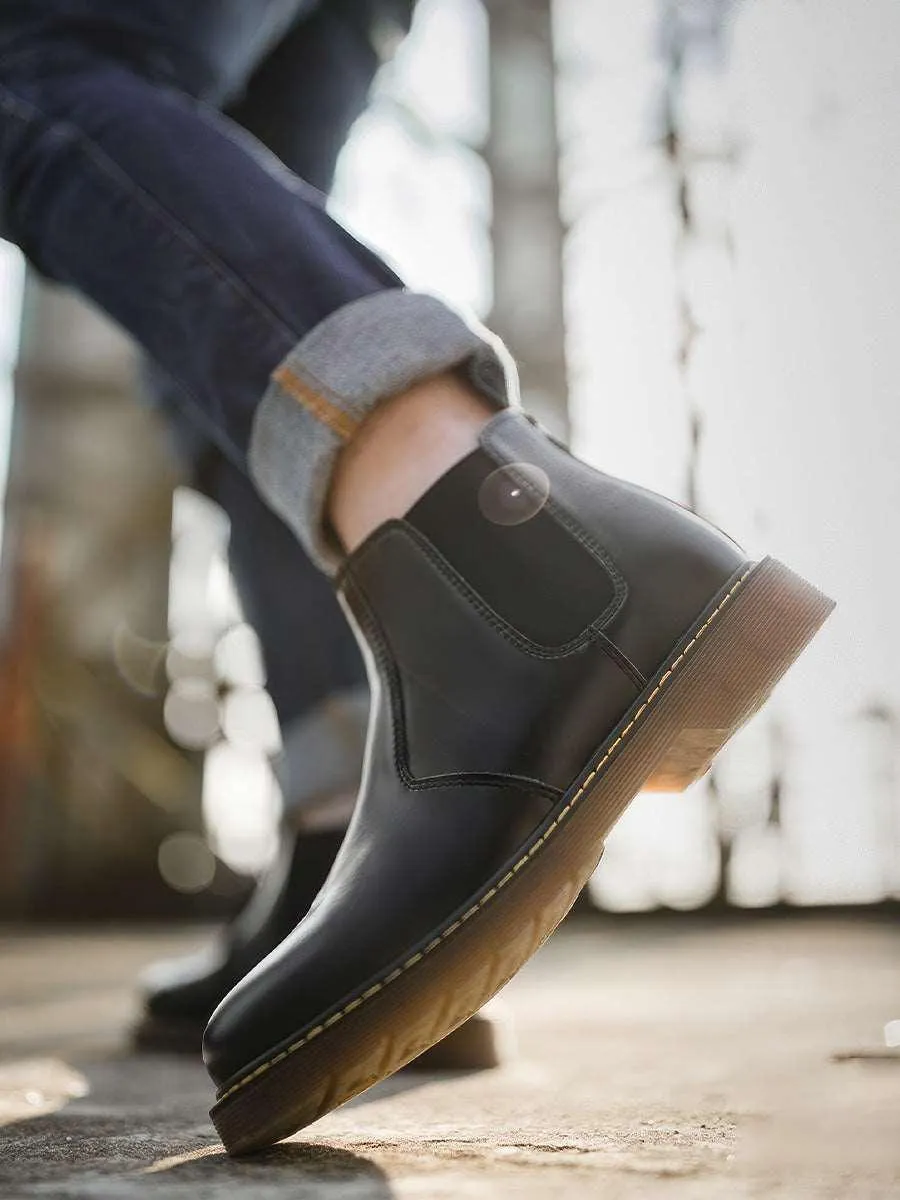 British Retro Glossy Upper Chelsea Boots