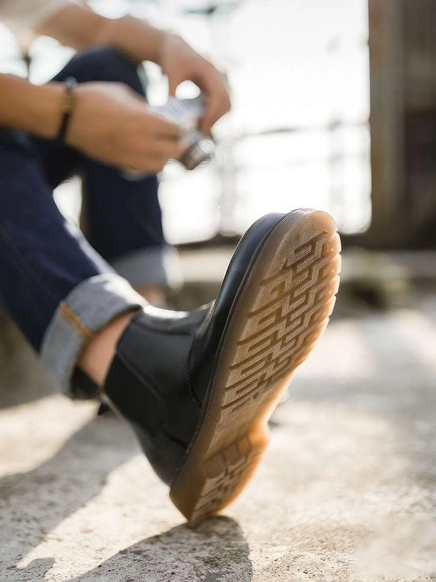 British Retro Glossy Upper Chelsea Boots