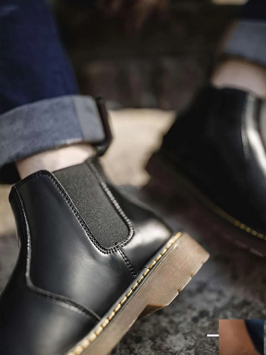 British Retro Glossy Upper Chelsea Boots