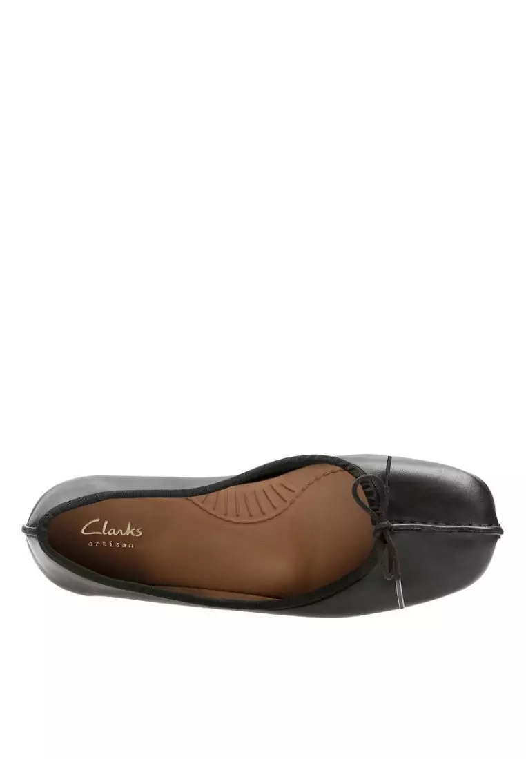 Clarks Clarks Freckle Ice Black Leather Womens Casual Flats