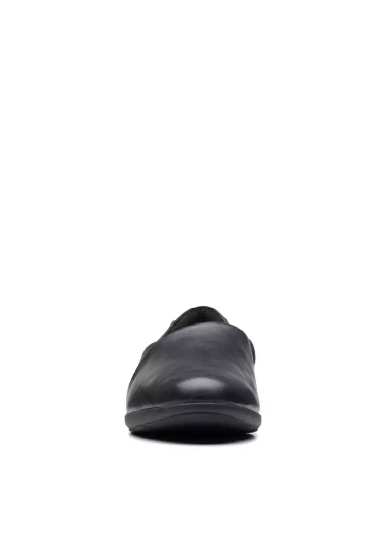 Clarks Clarks Jenette Grace Black Leather Womens Casual Shoes