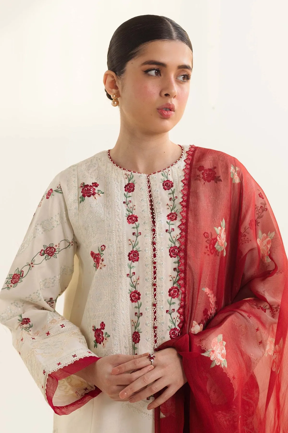 Coco by Zara Shahjahan Embroidered Lawn Unstitched 3Pc Suit D-06A AYRA