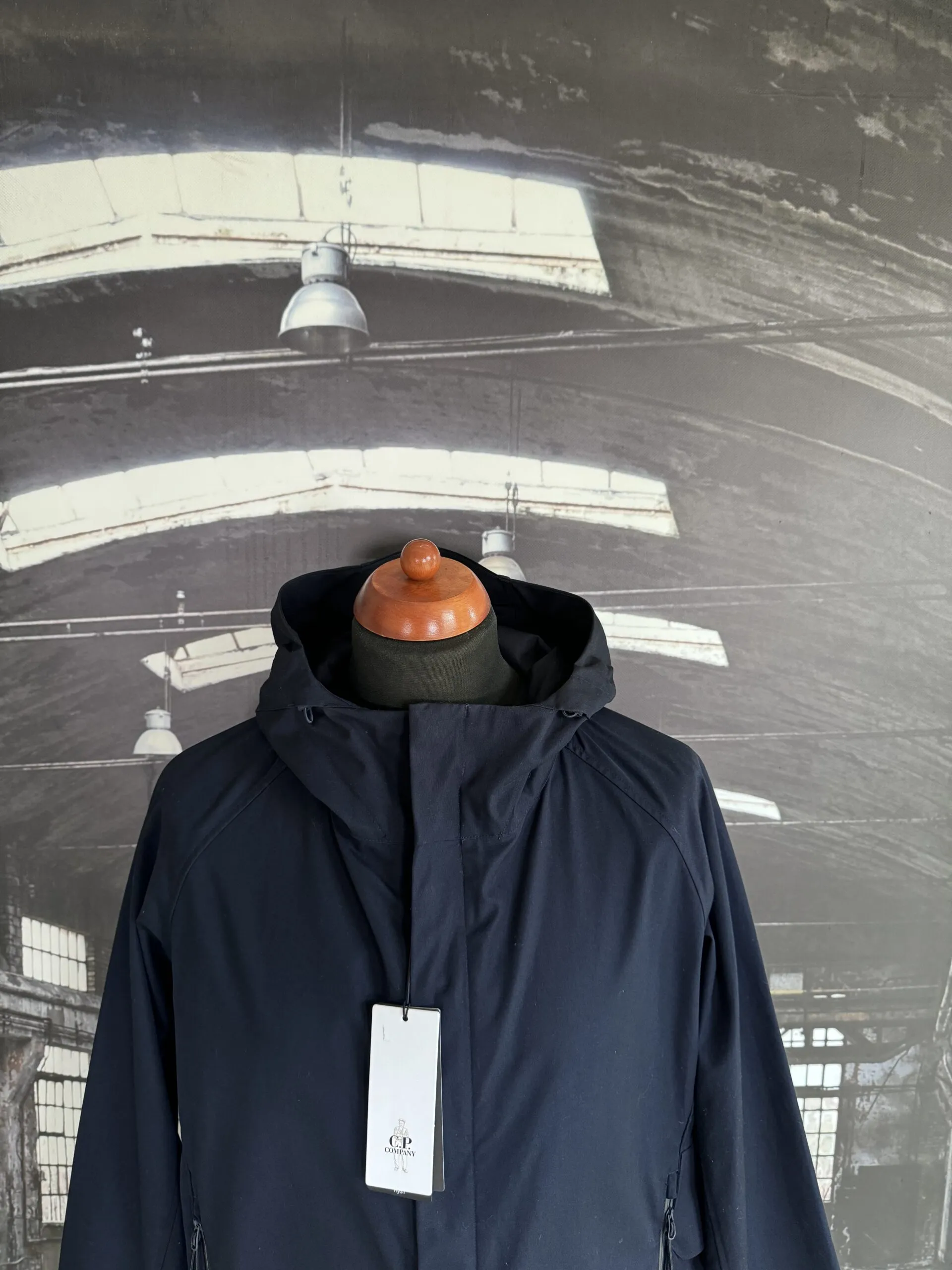 C.P. COMPANY METROPOLIS HYST HOODED JACKET