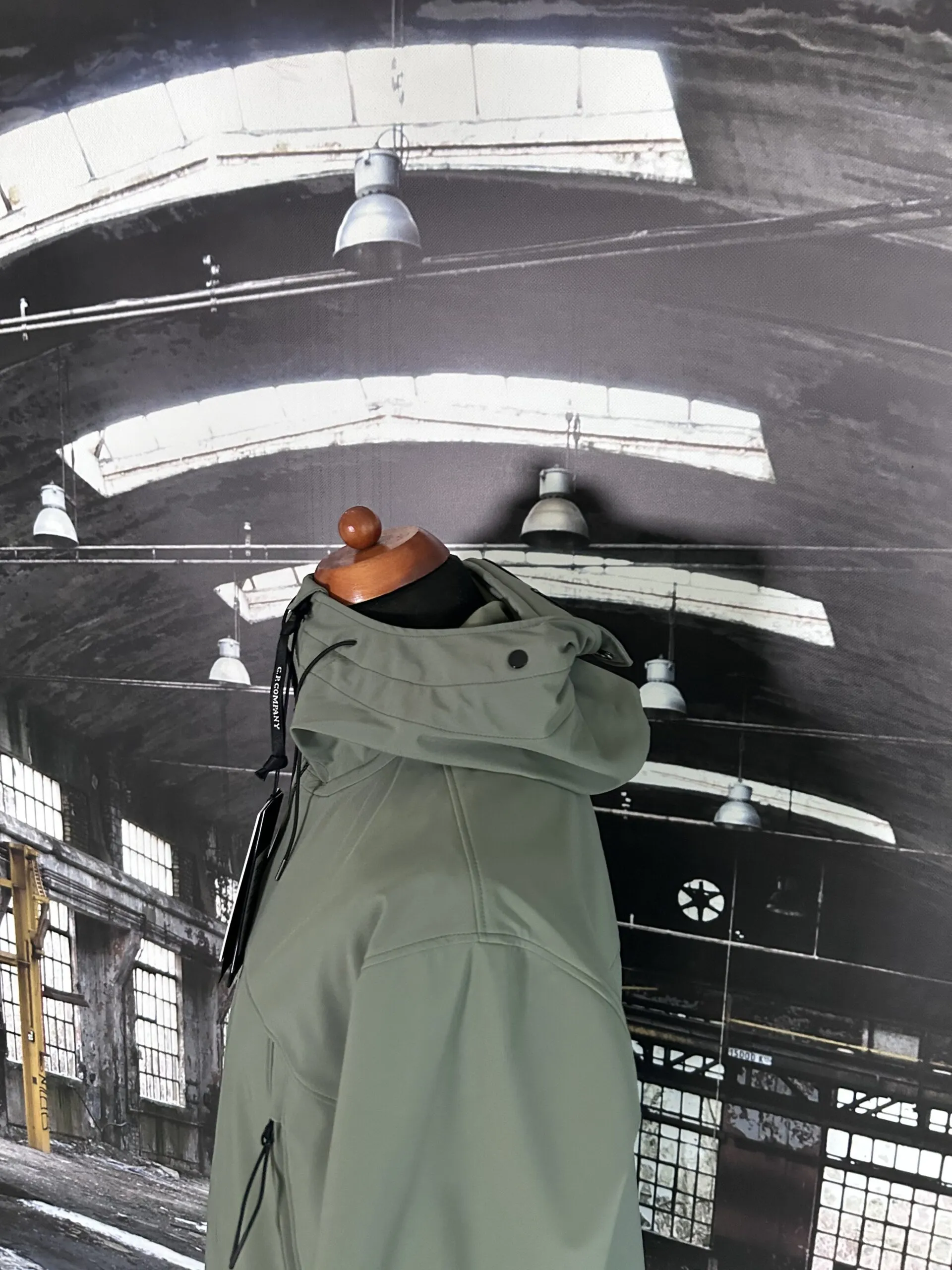 C.P. COMPANY SHELL R GOGGLE JACKET