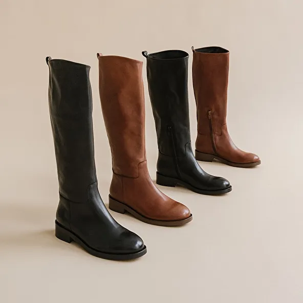 High boots in cognac leather