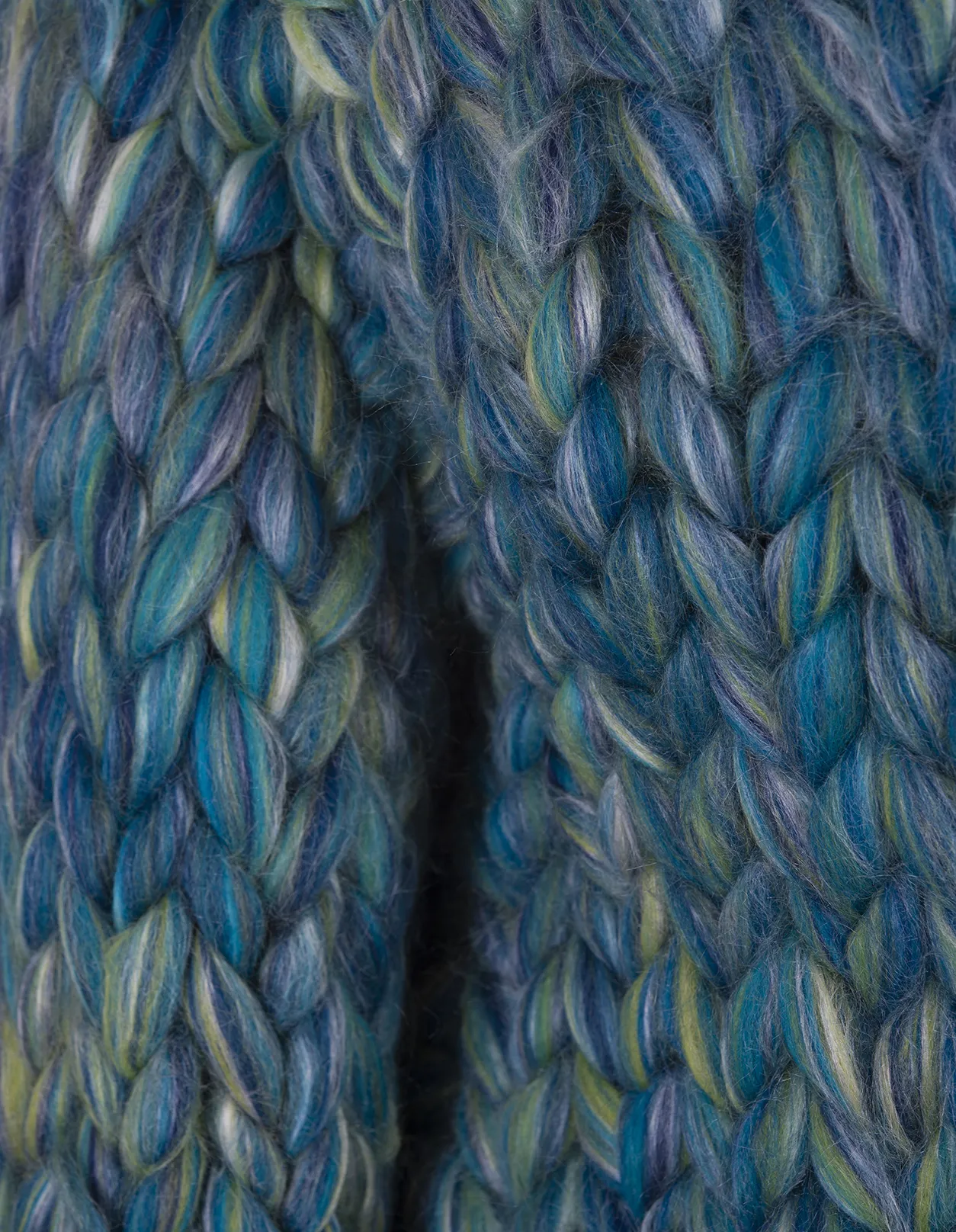 HOPE MACAULAY Blue Shaded Colossal Knit Jacket