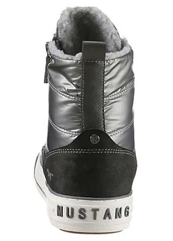 Padded Winter Boots by Mustang | Look Again