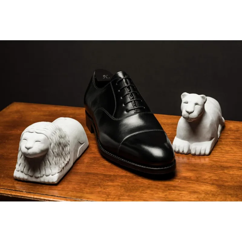 Skolyx black plain cap toe oxford