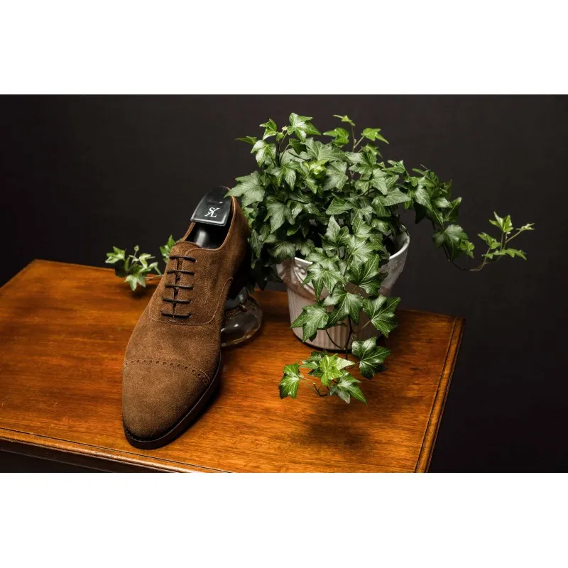 Skolyx medium brown suede brogued cap toe oxford