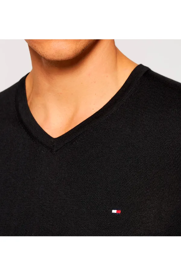 Tommy Hilfiger Luxury Knit V-Neck Pullover Black